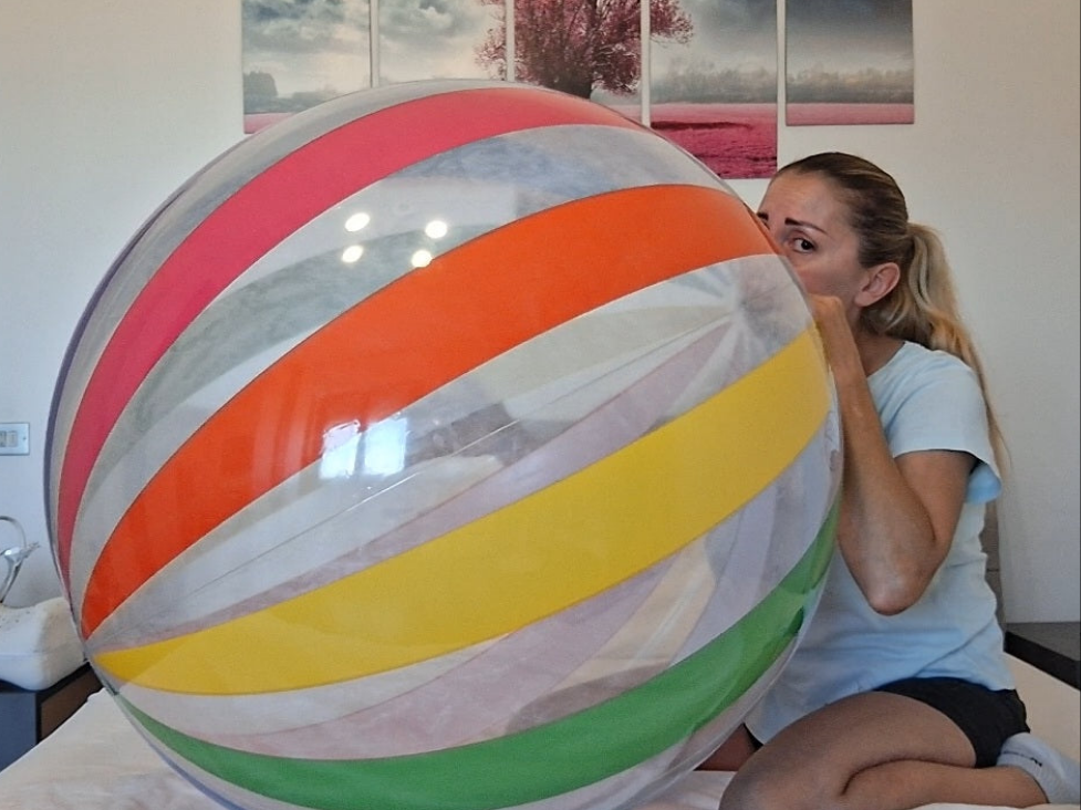 42 inch beach ball blow and deflate
