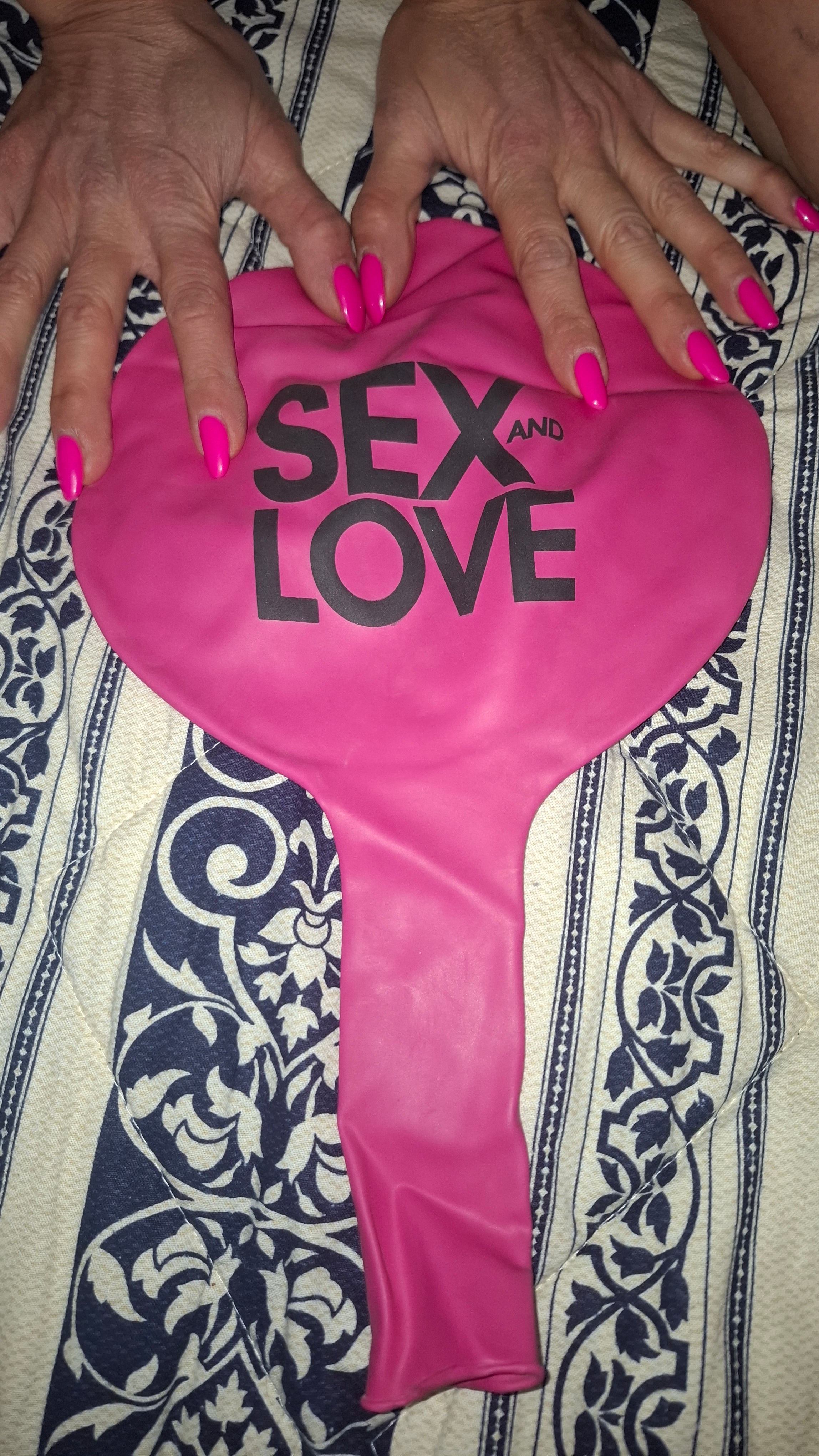 Cattex 36" long neck "Sex and Love"