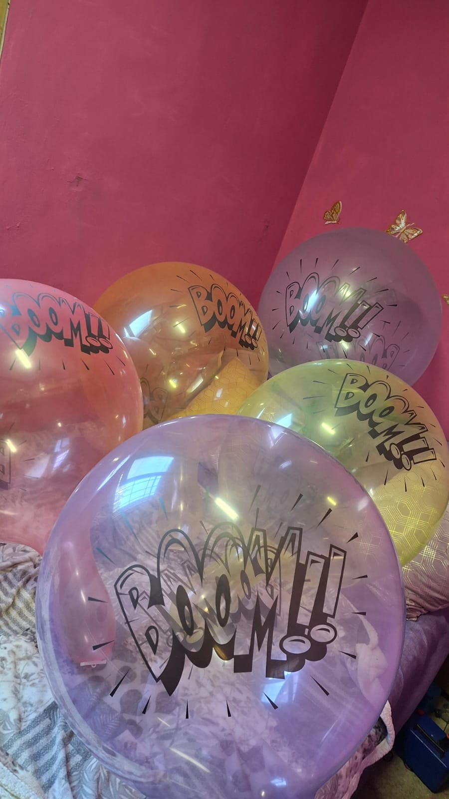 Kalisan 24" crystal print "BOOM!!"